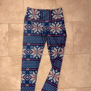 Goldsheep holiday leggings blue snowflake sweater print size large